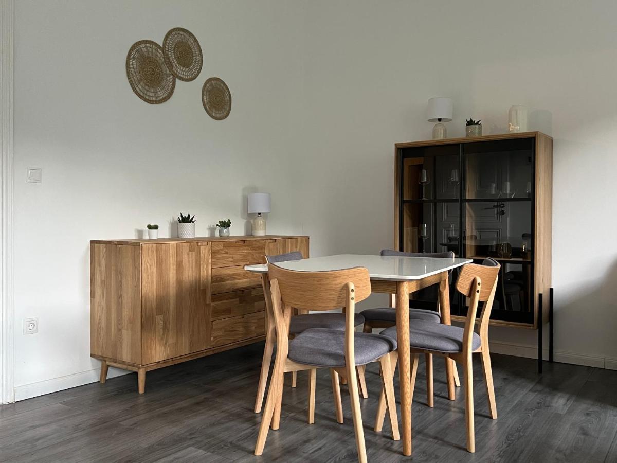 Direkter Moselblick I Altbau I 4 Personen I Terrasse Apartment ซังก์อัลเดอกุนด์ ภายนอก รูปภาพ